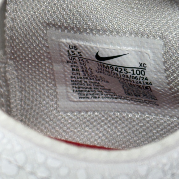 Nike Air Max Dn PRM Metallic Silver/Black/White Womens size 7 HJ9638-001 - Picture 9 of 9